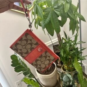 Vintage Salmon Coach Corner Zip Wristlet